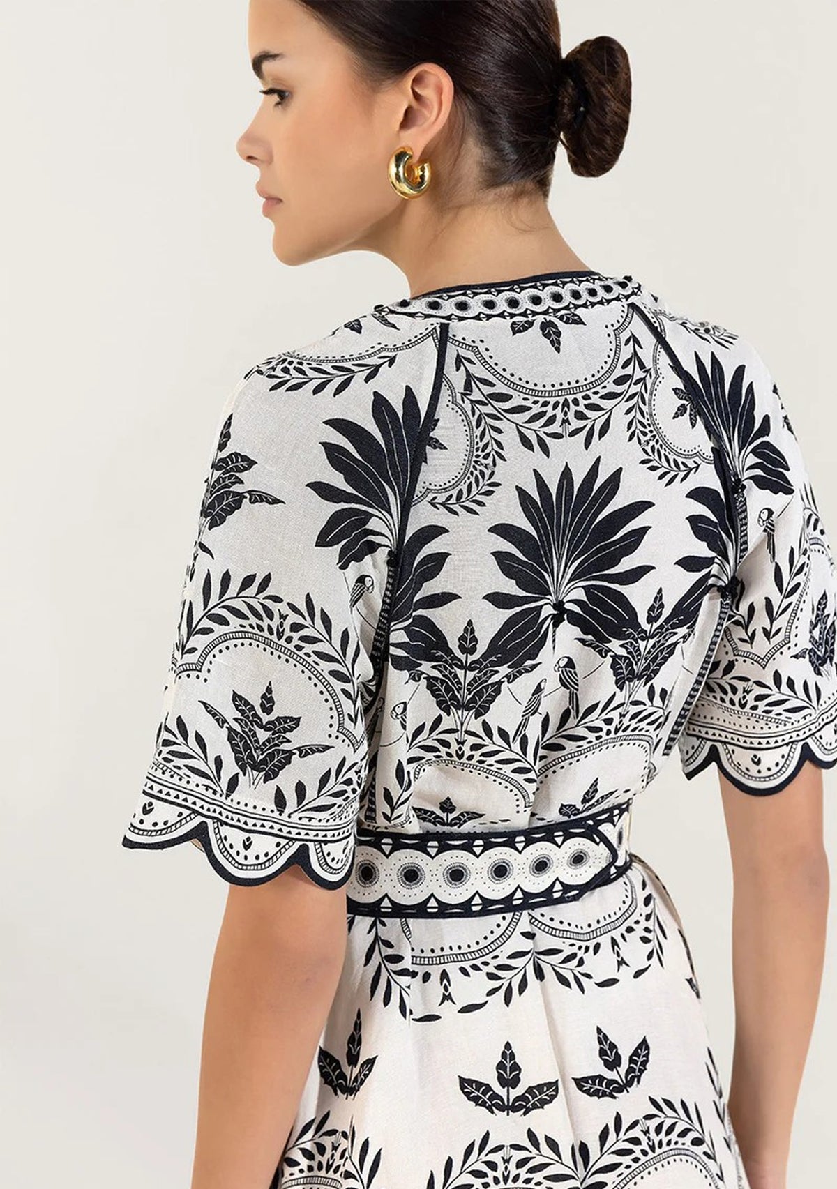 Rifat Long Tunic – Blue Botanical Belted Dress | ibBan