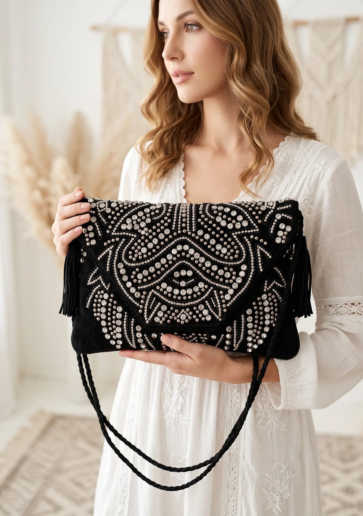 ibBan Hand-Embroidered Burgundy wallet with Beadwork - Masum
