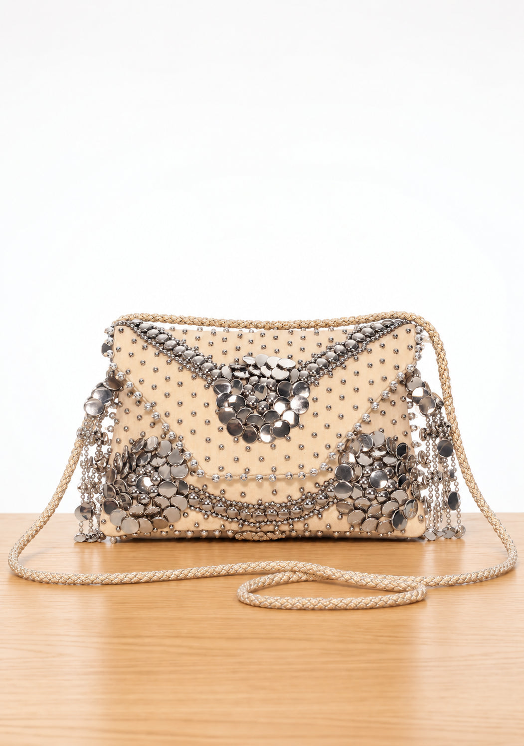 ibBan Hand-Embroidered Beige Wallet with Beadwork - Layra