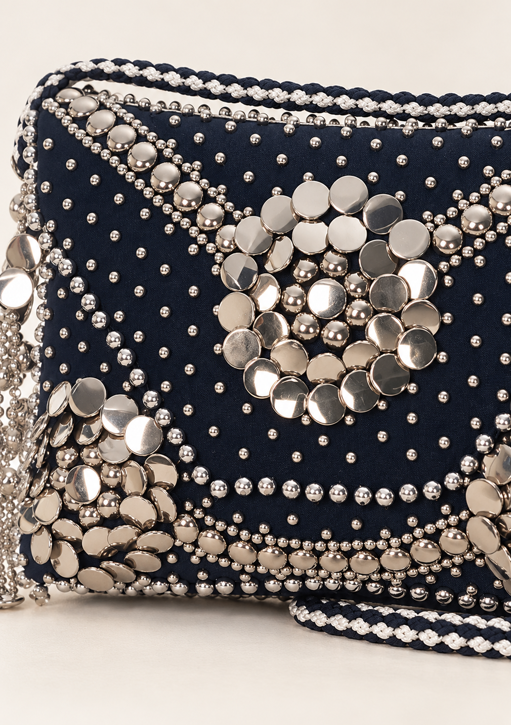 ibBan Hand-Embroidered Black Wallet with Beadwork - Layra