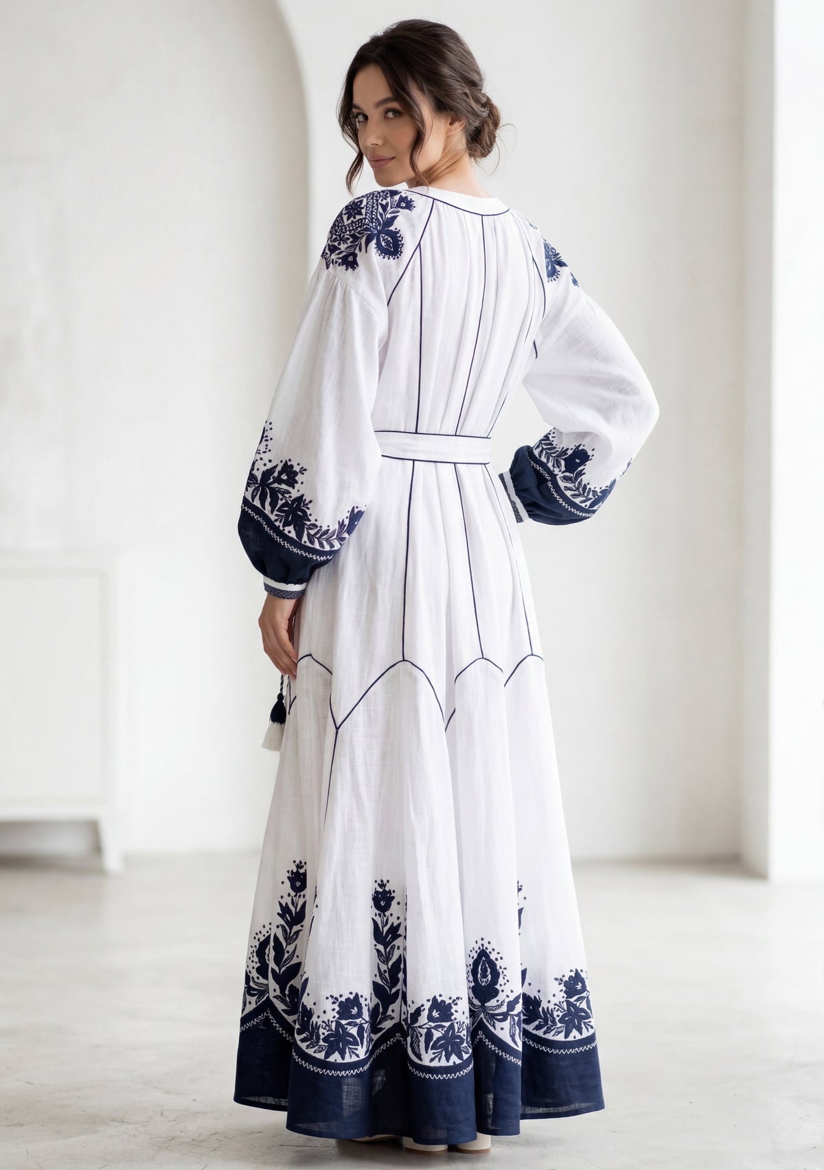 Naysha White Botanical Maxi Dress with Balloon Sleeves | ibBan