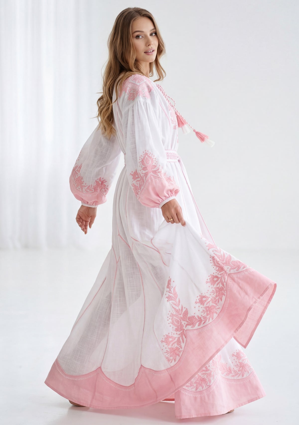 Naysha White Botanical Maxi Dress with Balloon Sleeves | ibBan